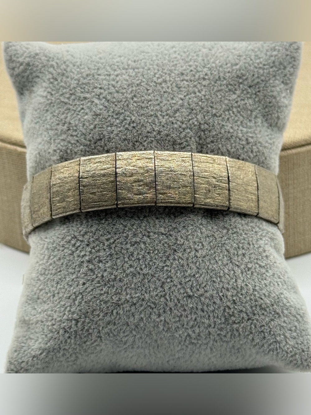 Vintage woman’s Brushed Metal Link Bracelet - Silver Tone